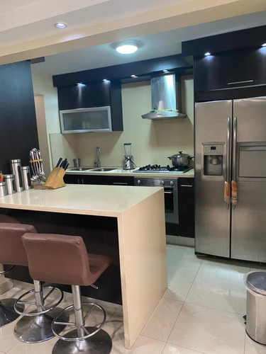 Venta Apartamento La Guayana Ym 