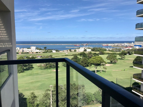 Imagen 3 de 8 de Departamento A Estrenar Con Vista Al Golf
