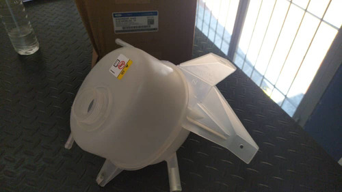 Envase De Agua Refrigerante Ranger 2.3