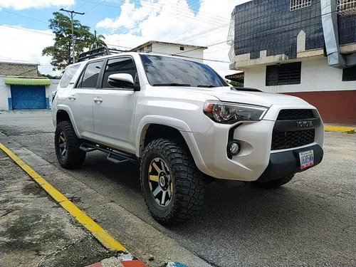 Imagen 3 de 10 de Toyota 4runner