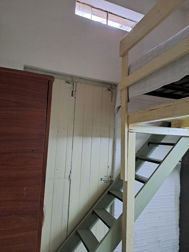 Alquiler De Habitación En Casa De Familia Simples Y Dobles.