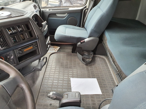 Volvo Fh 460 6x2 I-shift Canelinha 2013 / Financiamos