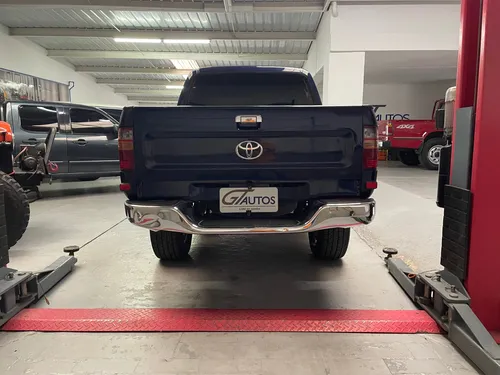 Toyota Hilux 2.4L 4x4 DC