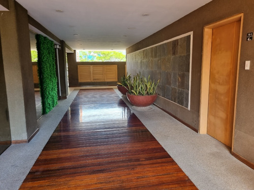 Imagen 3 de 12 de En Venta Bello Apto En Res. Puerto Bahia, Lecheria