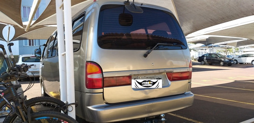 Kia Besta 2001 2.7 4p