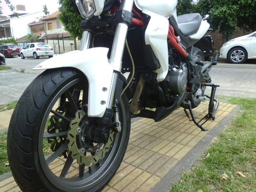 Benelli Tnt 300