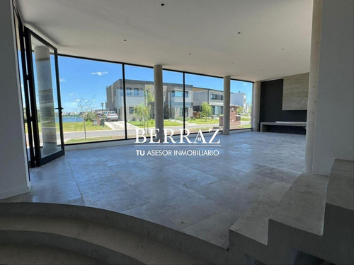 Casa Venta 5 Ambientes A La Laguna En Barrio Santa Ana Villanueva Lote 633 M2