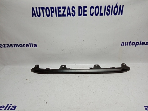 Moldura Central Facia Sentra Sr 2020 2021 Original Nueva