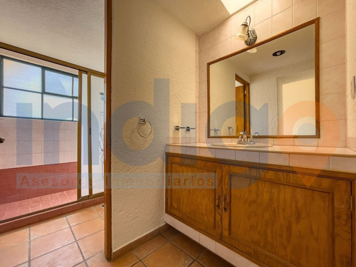 Imagen 27 de 30 de Casa En Venta En Loma Dorada