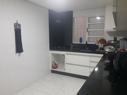 Imagem 11 de 27 de Vendo Sobrado 2 Quartos/suite Na Cohab Adventista (vi685)