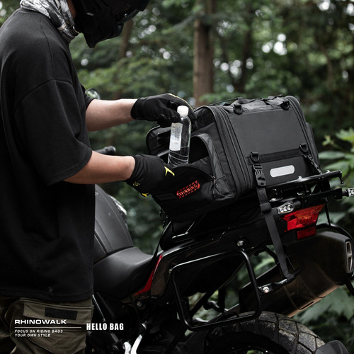 Imagen 7 de 10 de Maleta Moto Impermeable 40 - 60 L Expandible Rhinowalk