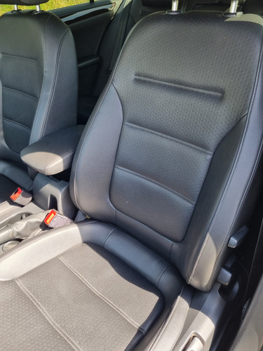 Volkswagen Vento 2.5 Luxury 170cv