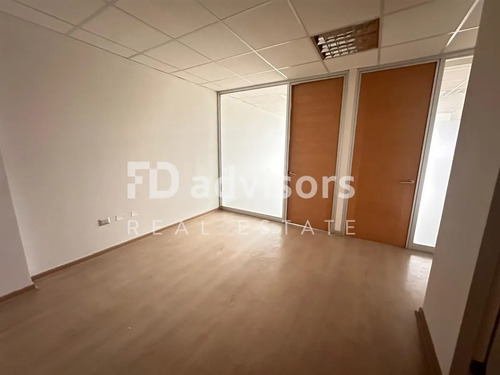 Oficina En Venta En Lo Barnechea
