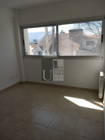 Imagen 8 de 11 de Oportunidad Imperdible 2 Ambientes En Bernal Centro