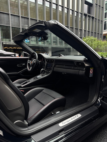 Porsche 911 3.0 Carrera Targa 4 Gts Pdk At