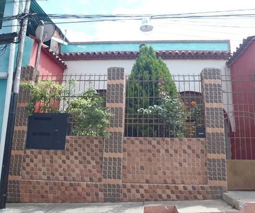 Se Vende Casa En La Pastora, Caracas (jll)