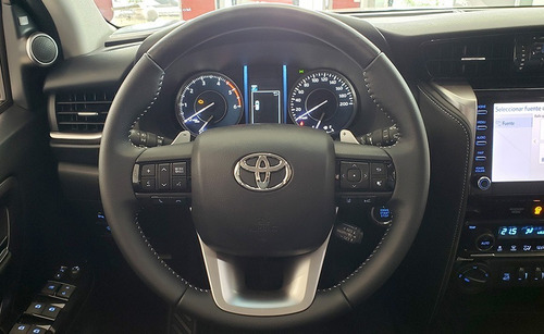 Toyota Sw4 4x4 Srx 2.8 Tdi 6 A/t 7a 0km Retira En Conces Of