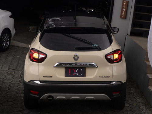 Renault Captur 2.0 Intens Automática