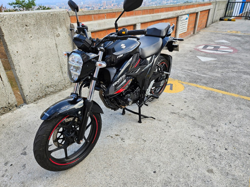 Moto Gixxer 150 Abs Negra Suzuki