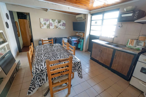 Venta De Casa Multifamiliar En Ituzaingó