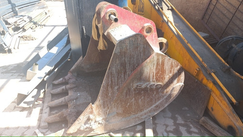 Imagem 2 de 15 de Jcb Js220 Log Reach