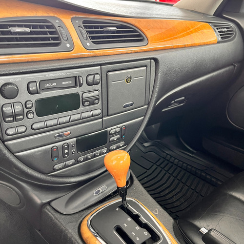 Jaguar X Type 2001 V6