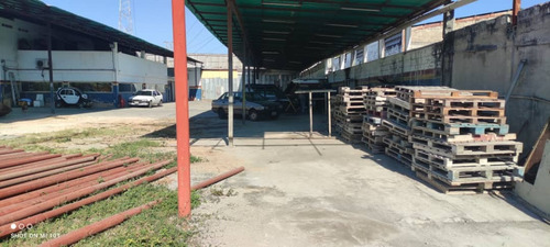 Imagen 2 de 3 de Terreno Av. Sesquincentenario 600mts2 04244709669 / 04149024411