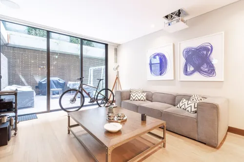 Apartamento En Venta En Los Rosales. Cod V6004