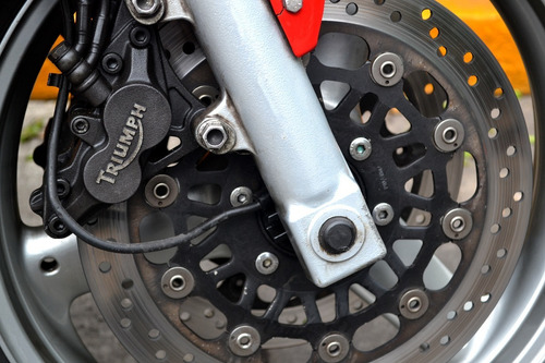 Imagen 11 de 15 de Poderosa Triumph Sprint 955 Fi Equipada Sin Fallas