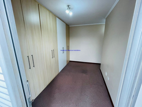 Imagem 10 de 29 de Apartamento 128m², 04 Dormitórios (sendo 02 Suítes), 04 Banheiros E 02 Vagas Na Garagem. Condomínio Com Portaria, Segurança 24hrs, Piscina, - 22021703 - 70608524