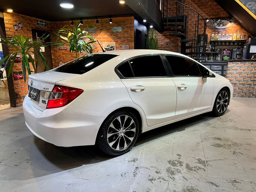 Imagem 8 de 14 de Honda Civic