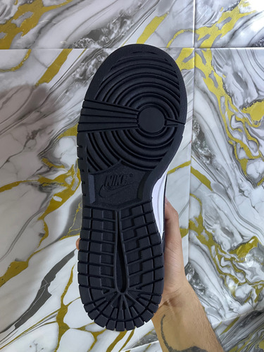 Nike Dunk Low Panda (Usado)