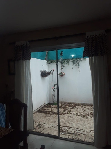 Imagen 6 de 11 de Duplex En Venta En Ituzaingo Norte