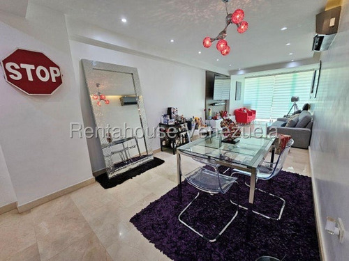 Venta De Espectacular Apartamento Pb En Macaracuay, Agua Segura #25-18495 Np