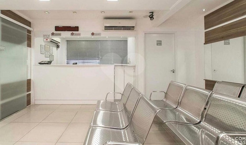Ótima Sala Comercial Própria Para Clínica No Centro De Porto Alegre - 28-im515958