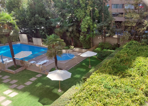 Departamento En Venta De 2 Dorm. En Las Condes