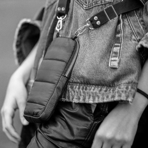 Imagen 4 de 7 de Cartera Porta Celular Bandolera Morral Regulable Puffer