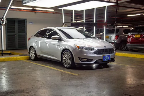 Ford Focus 2.0 Titanium