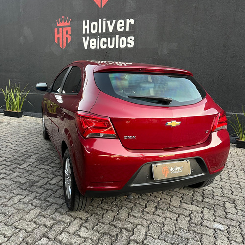 Chevrolet Onix 1.0 Lt 5p