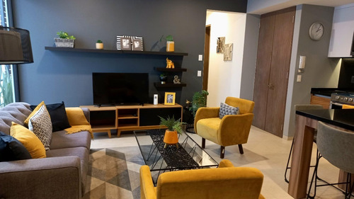 Departamento En Venta, A Estrenar, Con Balcón En La Del Valle Centro.