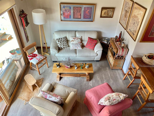 Dos Casas, Una Grande Familiar Y Otra Ideal Para Los Abuelos