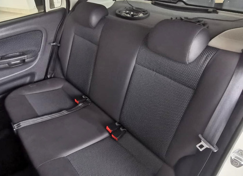 Volkswagen Gol 1.0 Trend Total Flex 5p