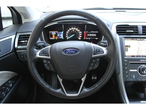 Ford Fusion Titanium Awd