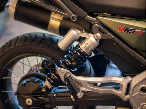 Imagen 21 de 25 de Moto Guzzi V85 Tt Verde Financiación Disponible