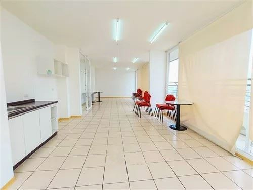 Departamento En Venta De 2 Dorm. En Santiago