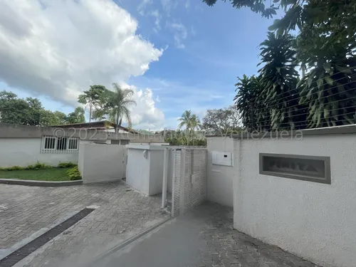 Casa En Venta En Valle Arriba
