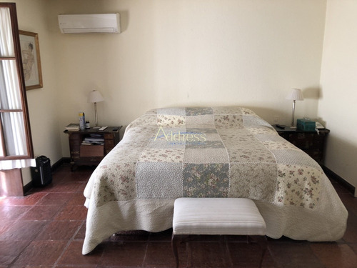 Mansa, Solida Residencia- Ref: 2507