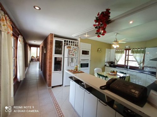 Imagen 9 de 12 de Chalet En Venta Construido En Esquina En Country San Diego- Moreno