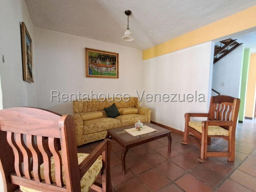 ¡descubre El Hogar De Tus Sueños En Cabudare! Imagina Vivir En Una Hermosa Casa De 2 Plantas, Situada En Un Urbanismo Tranquilo Y Seguro, Donde La Naturaleza Te Abraza Cada Día. Tu Nuevo Hogar Te Espe