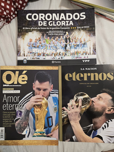 Lote Libro Y Revistas Selección Argentina Campeon Del Mundo (Usado)